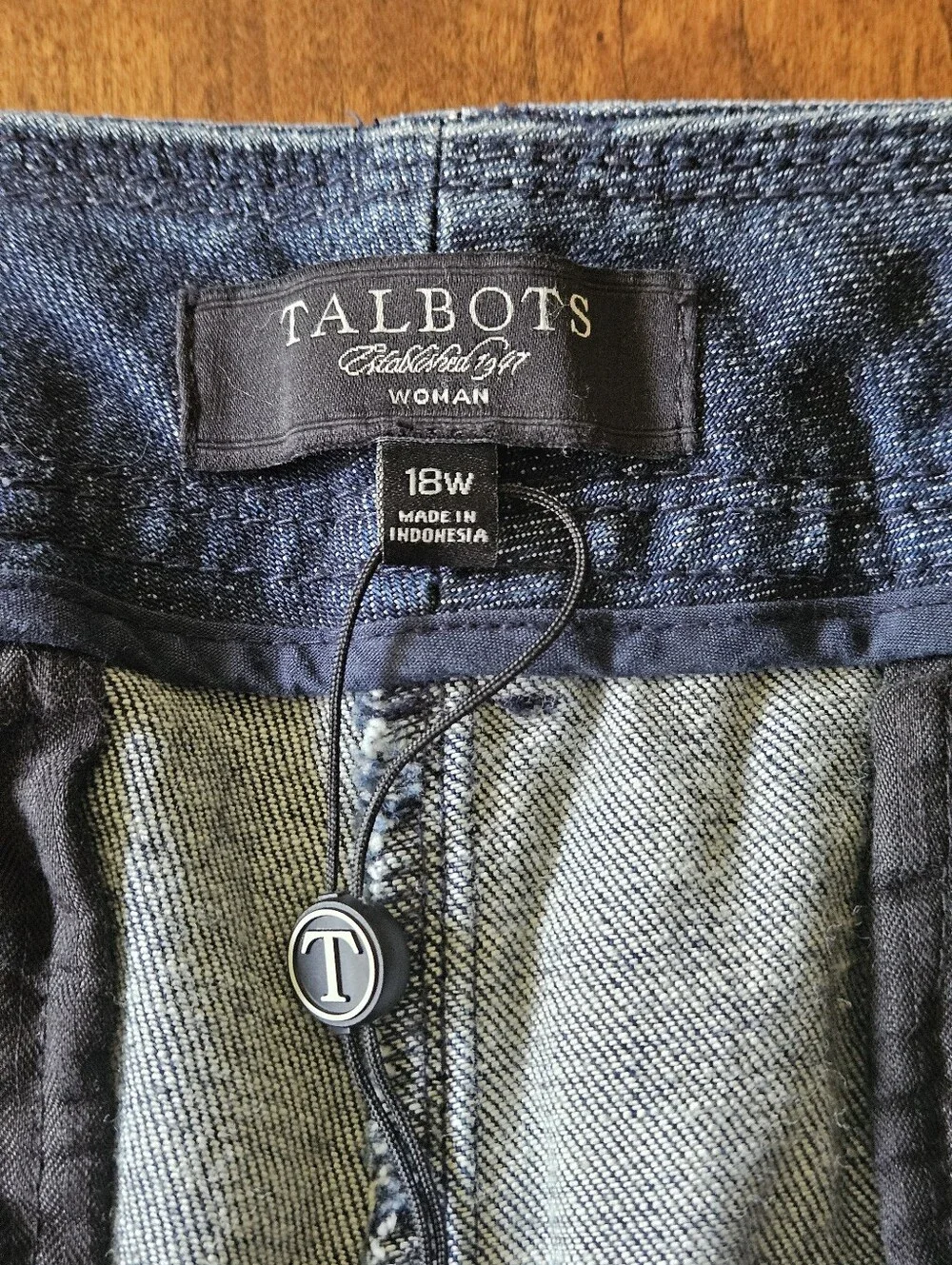 Talbots 18W Wide Leg Trouser Jeans NWT Dark Wash Cotton Blend